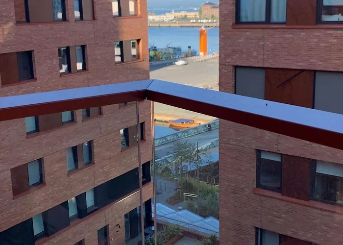 Close To Munch And Opera *